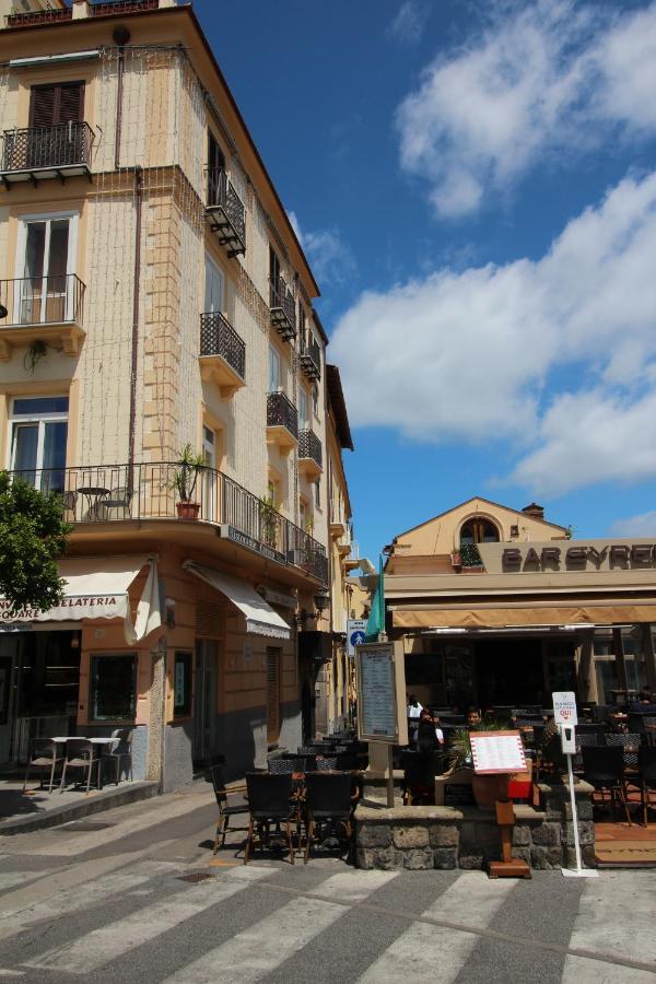Ferienwohnung Piazza Tasso Max 1 Sorrent Exterior foto